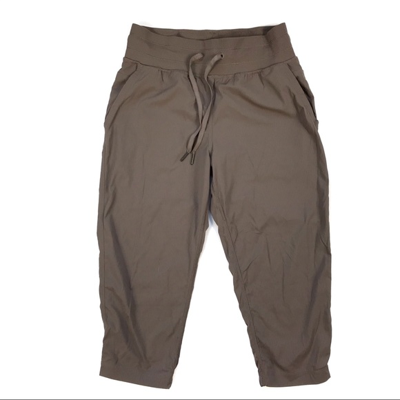 lululemon athletica Pants - •LULULEMON• Studio Crop II Unlined Cool Cocoa
